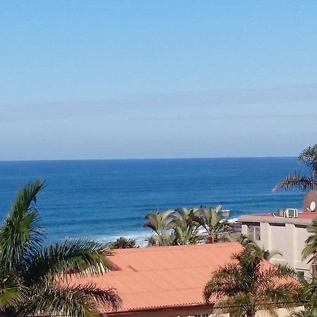Topanga Holiday Home Uvongo Beach Esterno foto